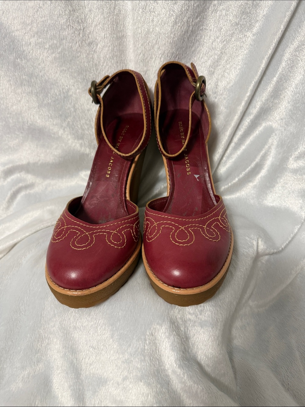 Marc By Marc Jacobs Burgundy Platform Chunky Heel Sandals - Picture 8 of 14